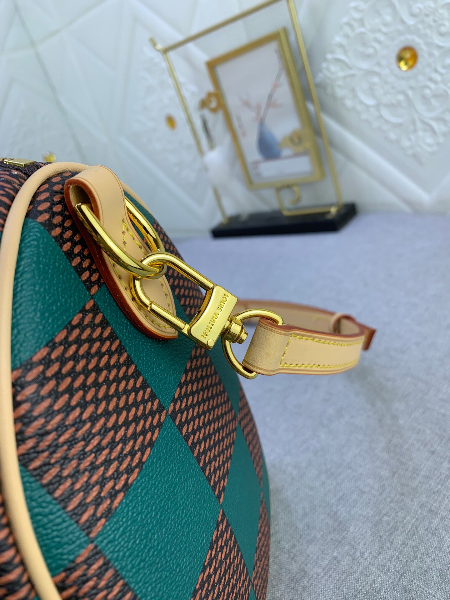 B12X44E269 Popular  leather bag 