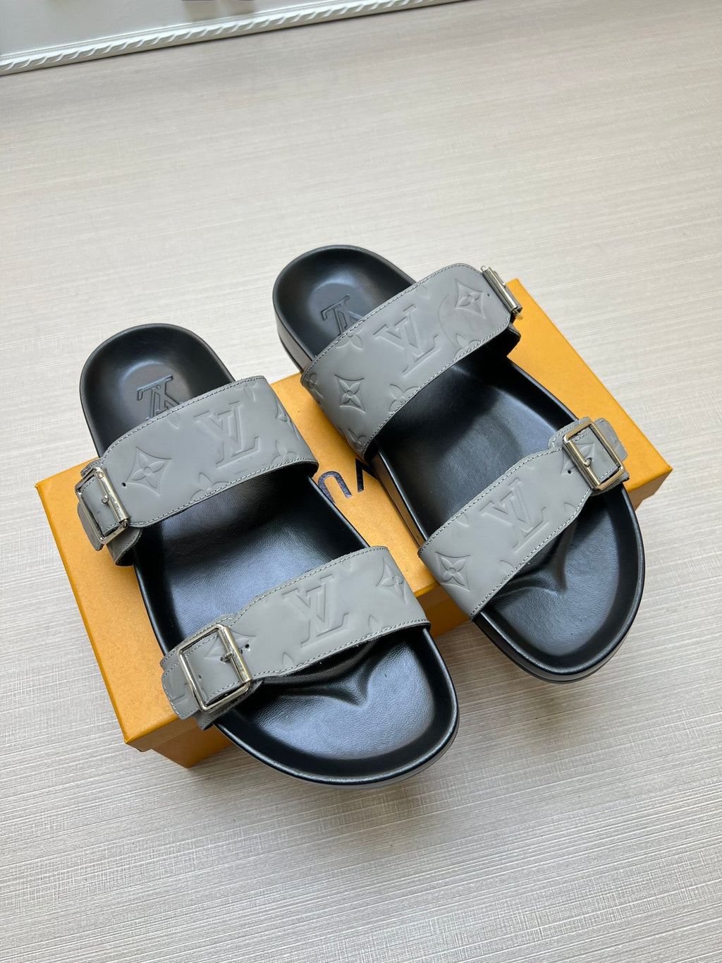 Z5ZE87 Popular slippers