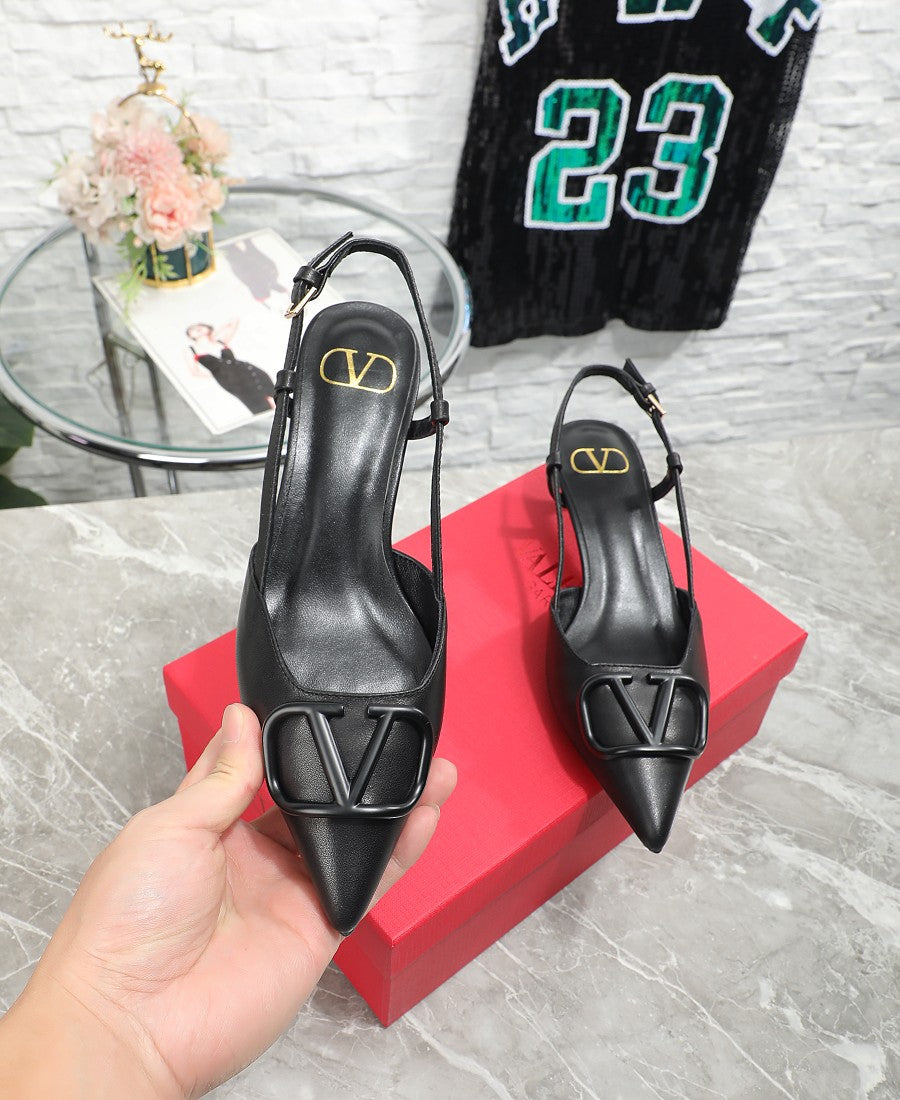 Z2R45VL19 Popular leather  High heels