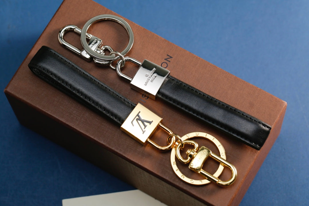 A1R35E28  Popular key closure