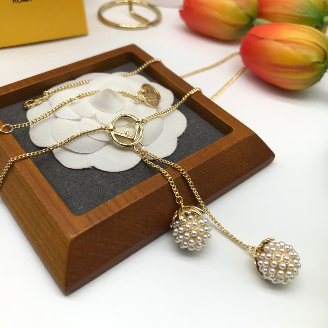 X1Q85F394X Popular Necklaces