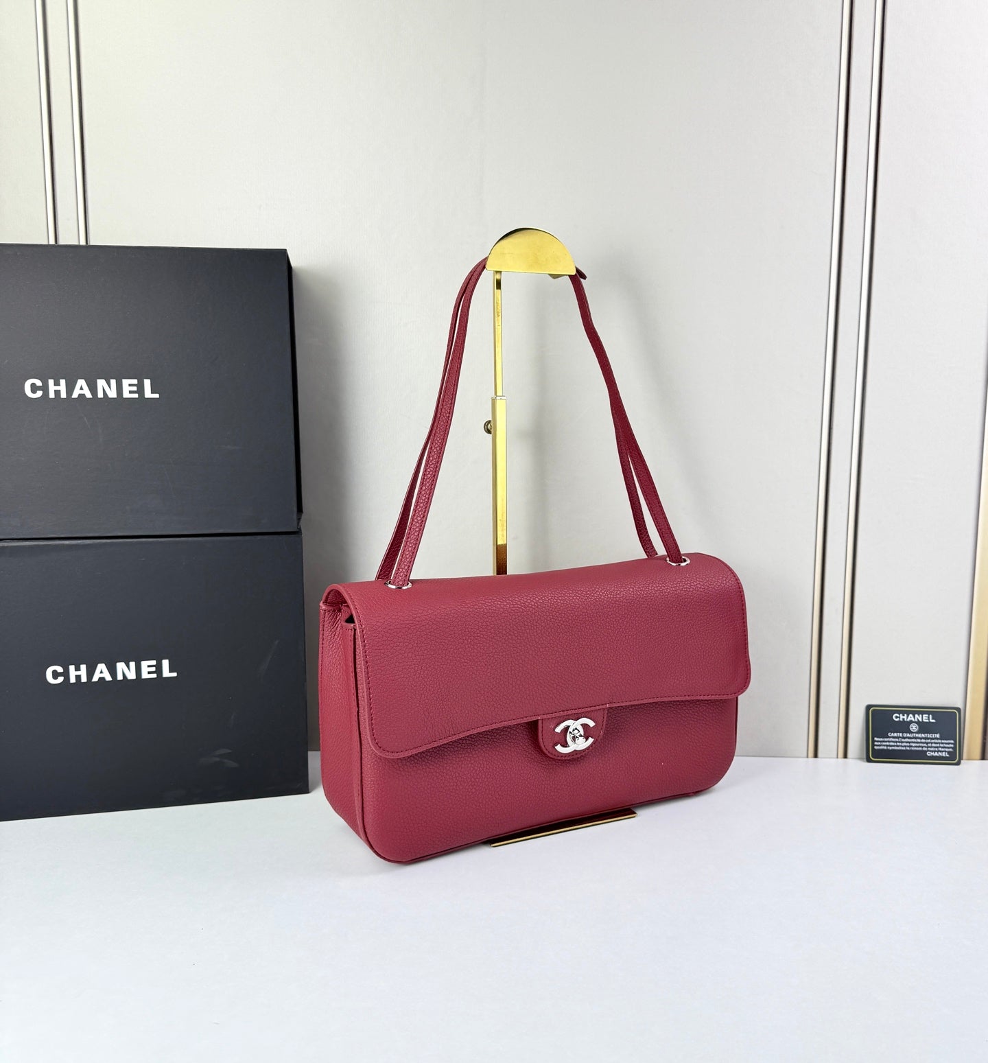 B1R76C35 Popular leather bag
