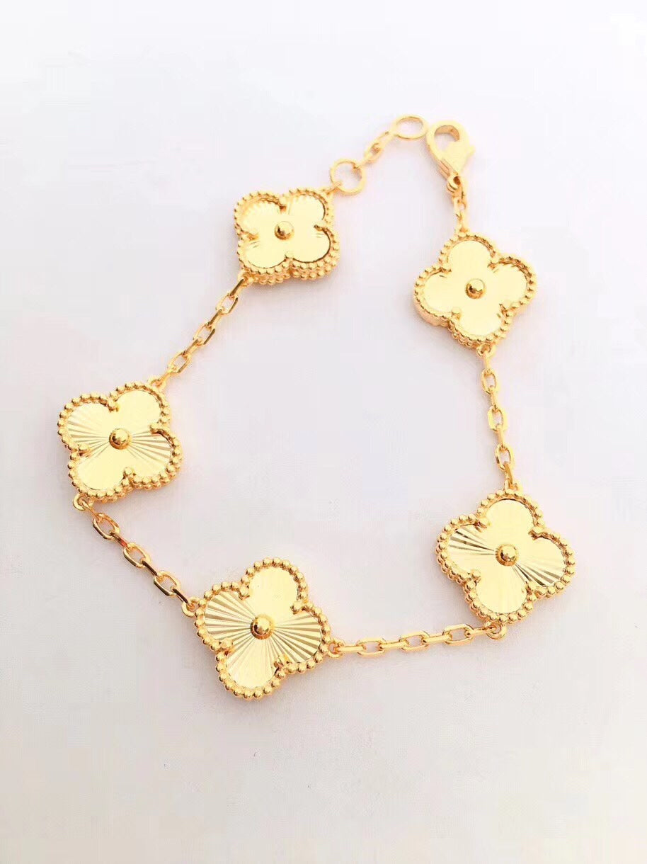 X5X63VA202X Popular rings,earrings, bracelets,necklaces
