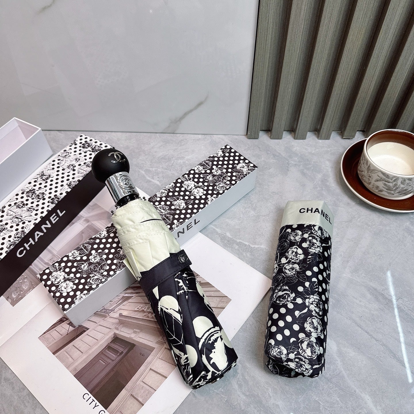 J1N46C31 Popular UV resistant umbrella