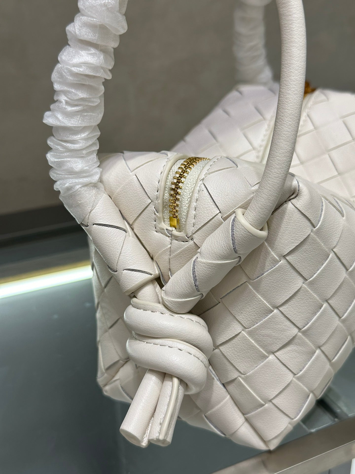 B1X104A84 Popular eather bag