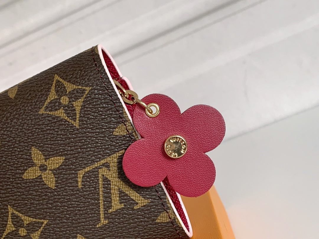 B1P46E54 Popular leather  Wallets