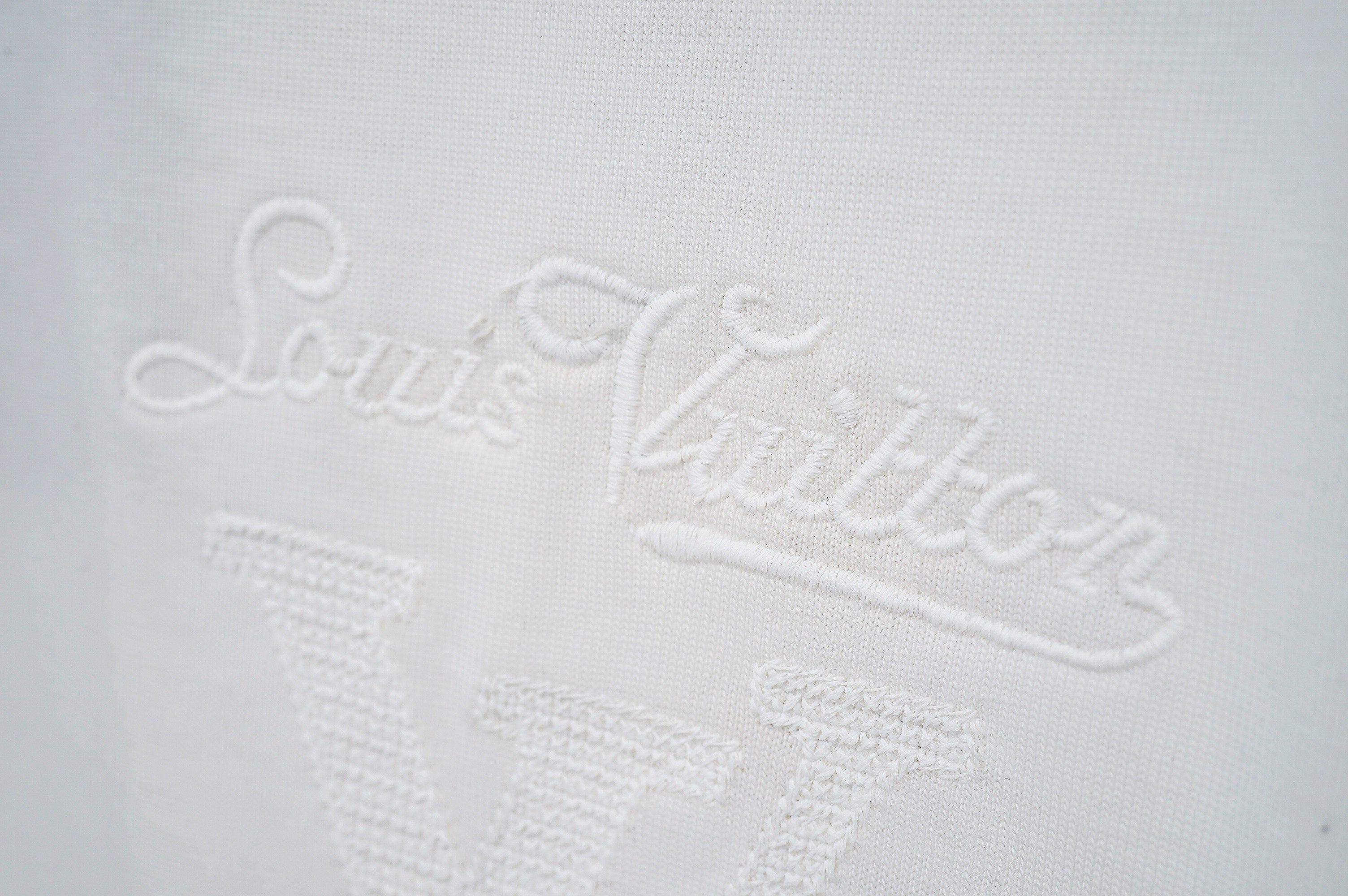 U1R86E12 Popular T-shirts