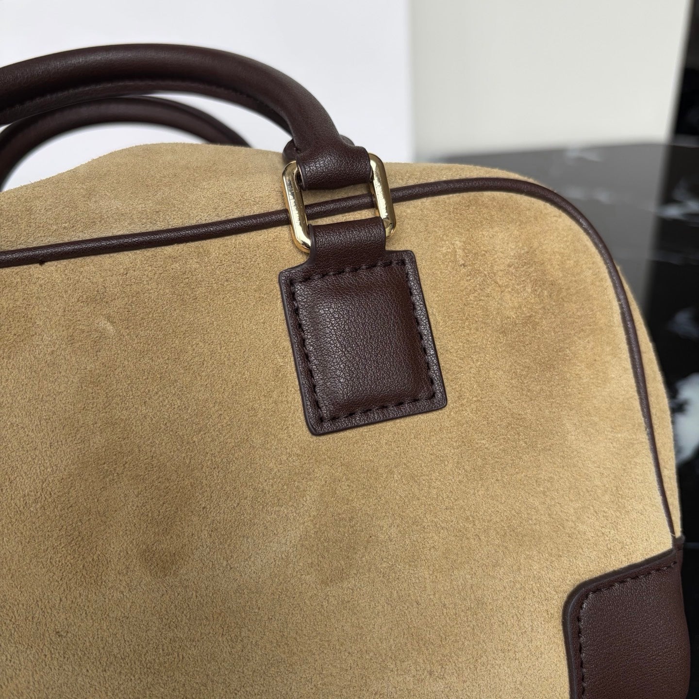 B1R66A12 Popular leather bag