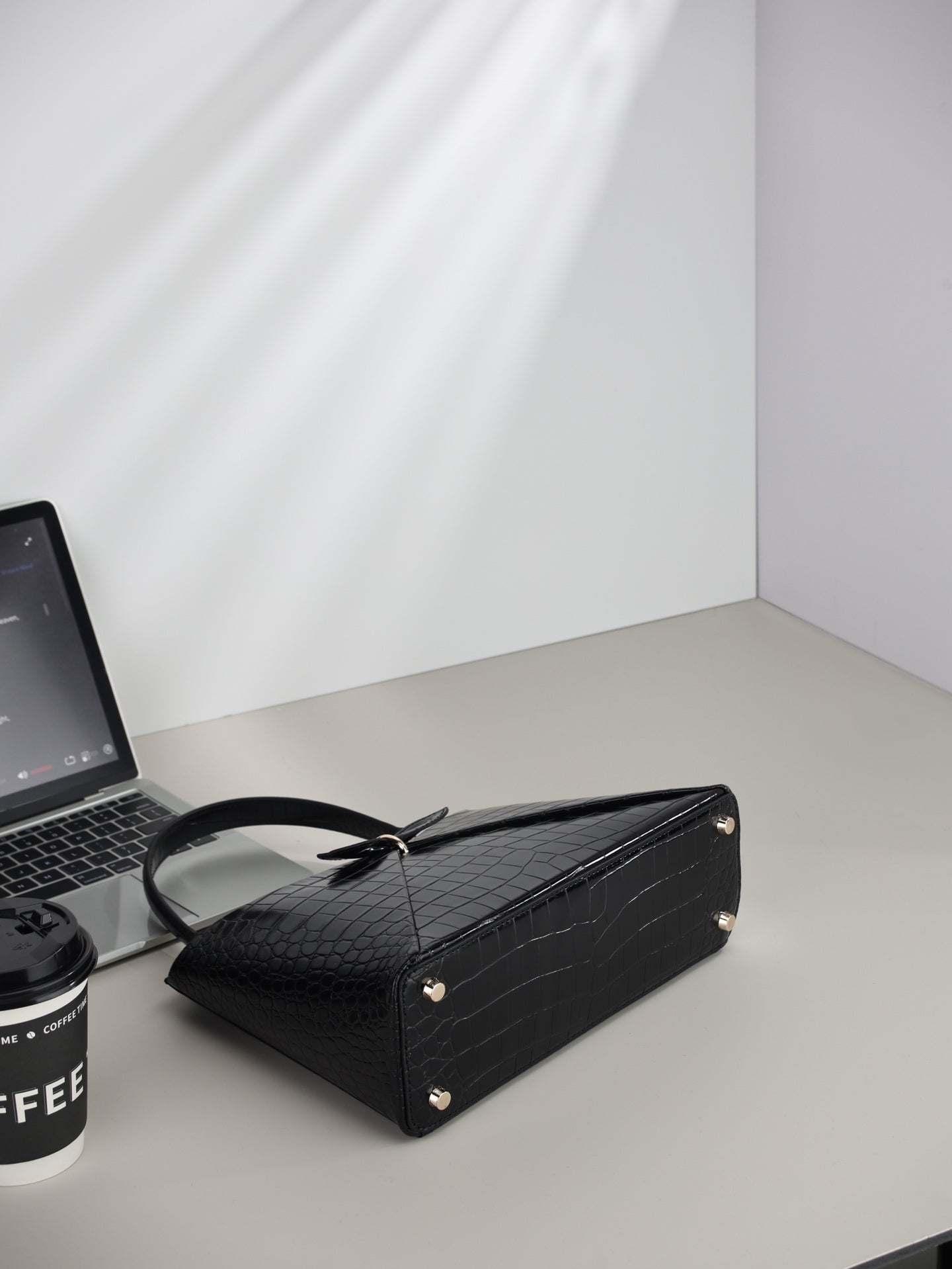 B1P36D90 Popular leather bag