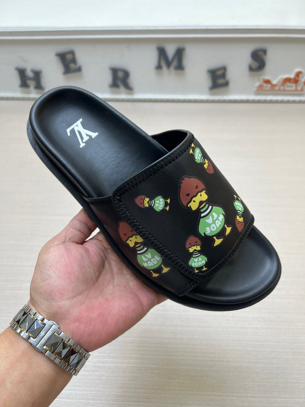 Z5WE248 Popular Slippers