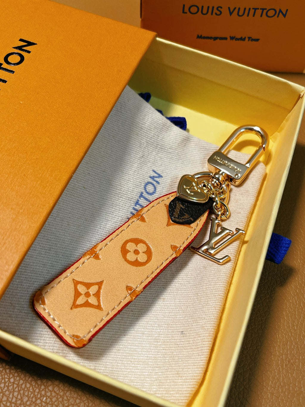 A1Q95E8 Popular bag 's charms accessories