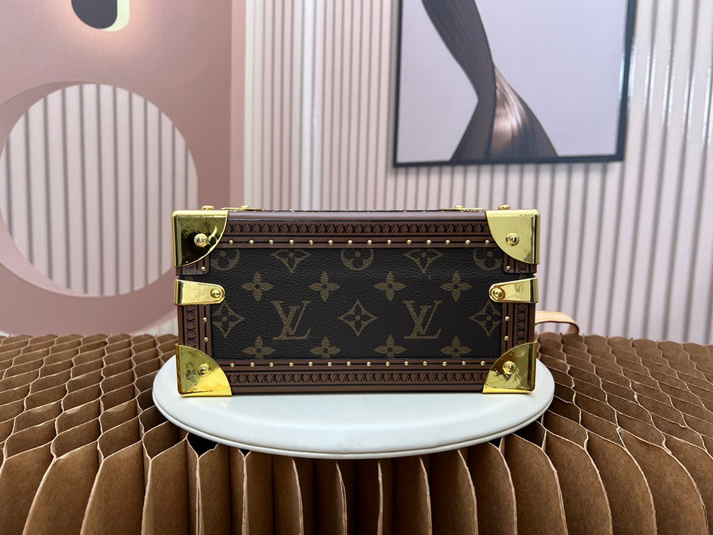 B1X34E276 Popular  leather bag 