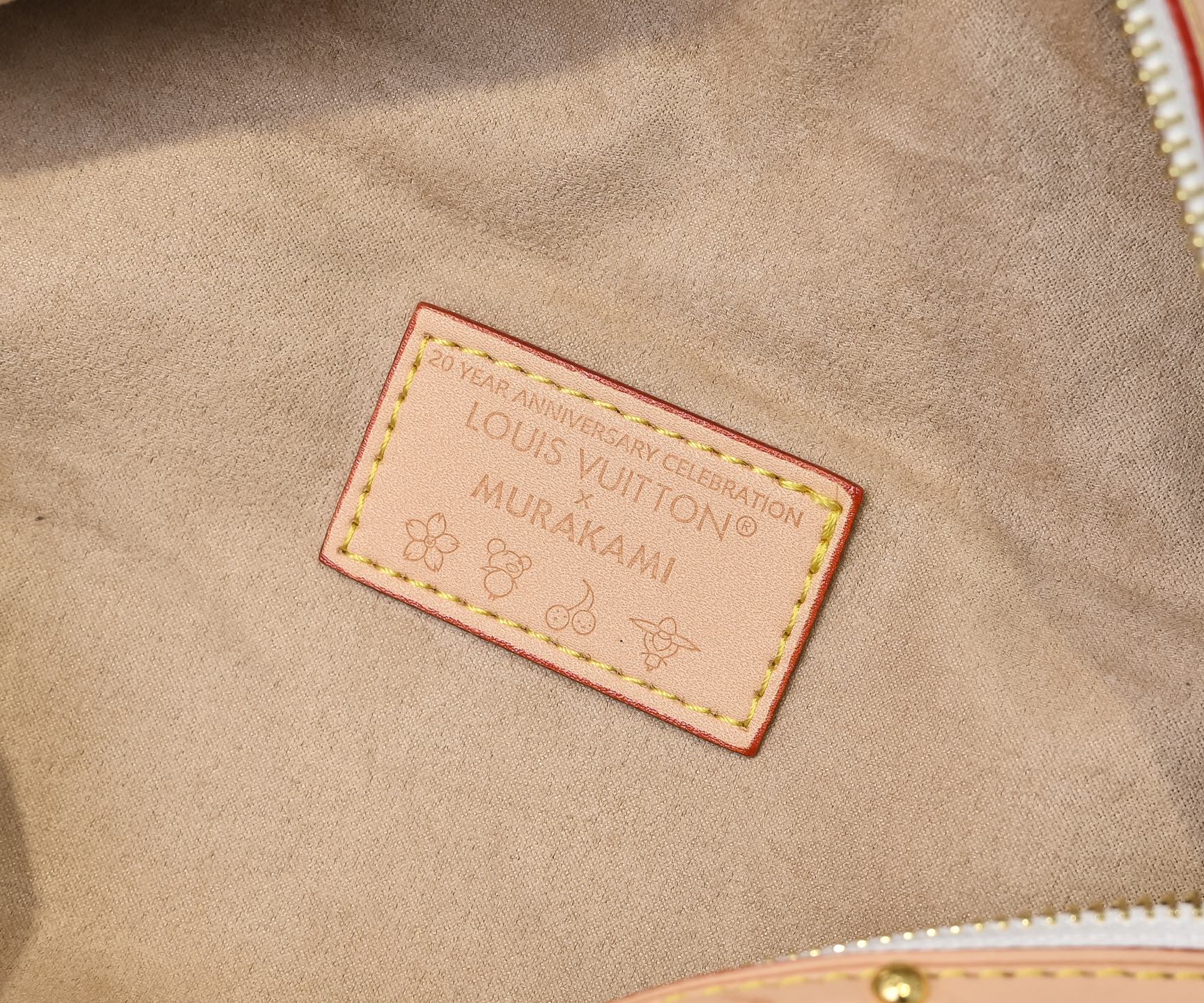 B12W15E10 Popular  leather bag