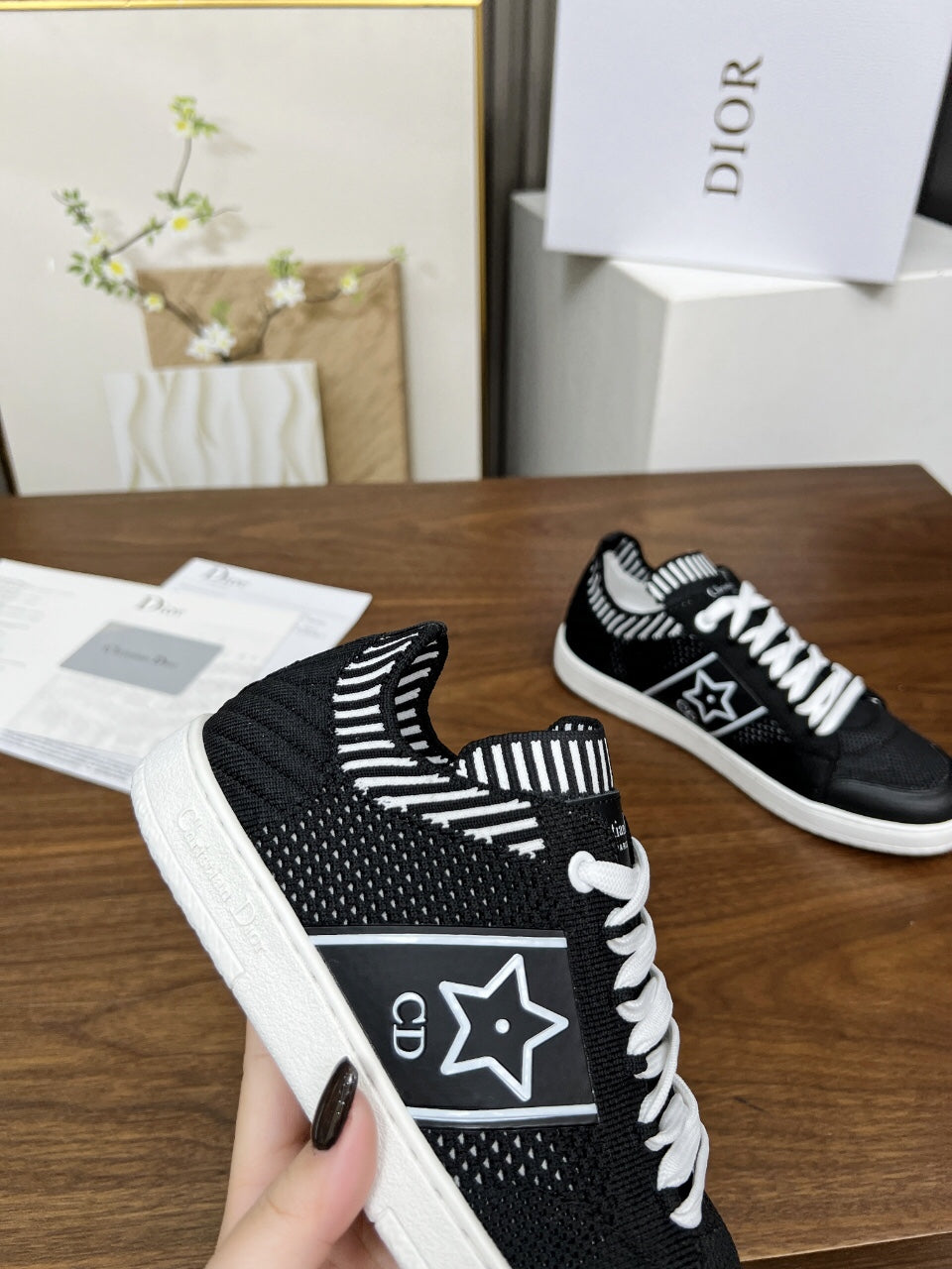 Z2Q105D310 Popular high-quality Shoes