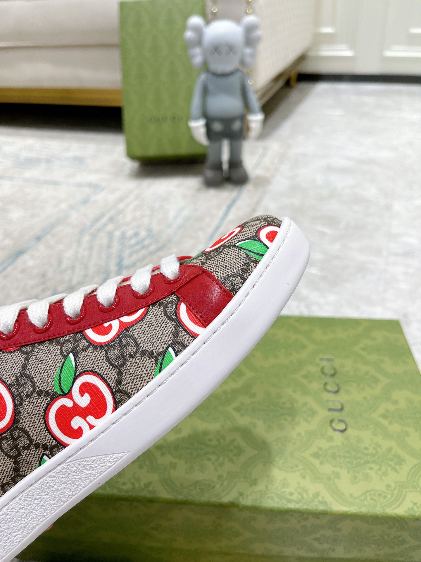 Z2Q105B196 Popular high-quality Shoes