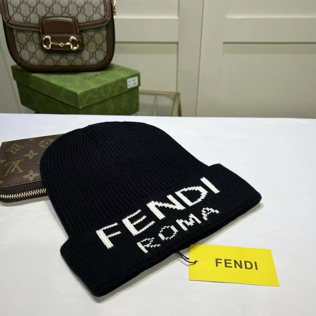 M1R86F47 Popular hats