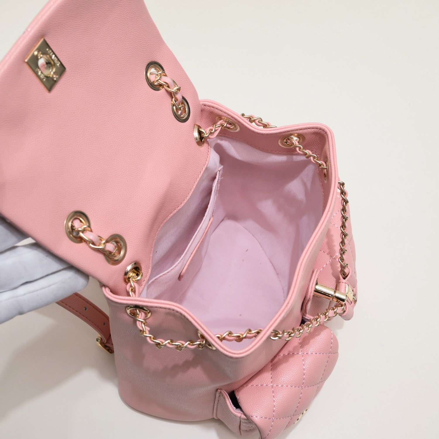 B1X43C66 Popular leather bag 