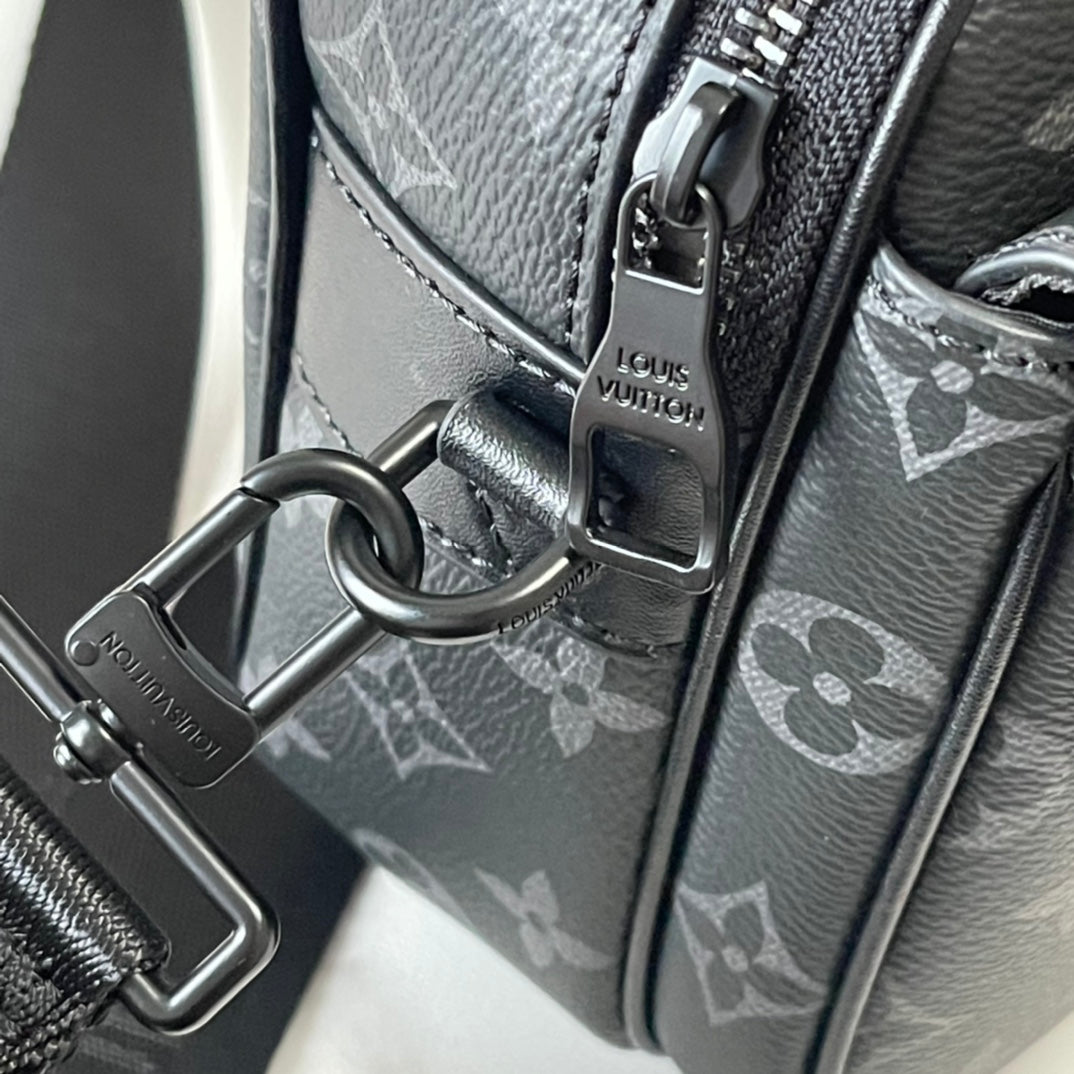 B1W15E38 Popular  leather bag