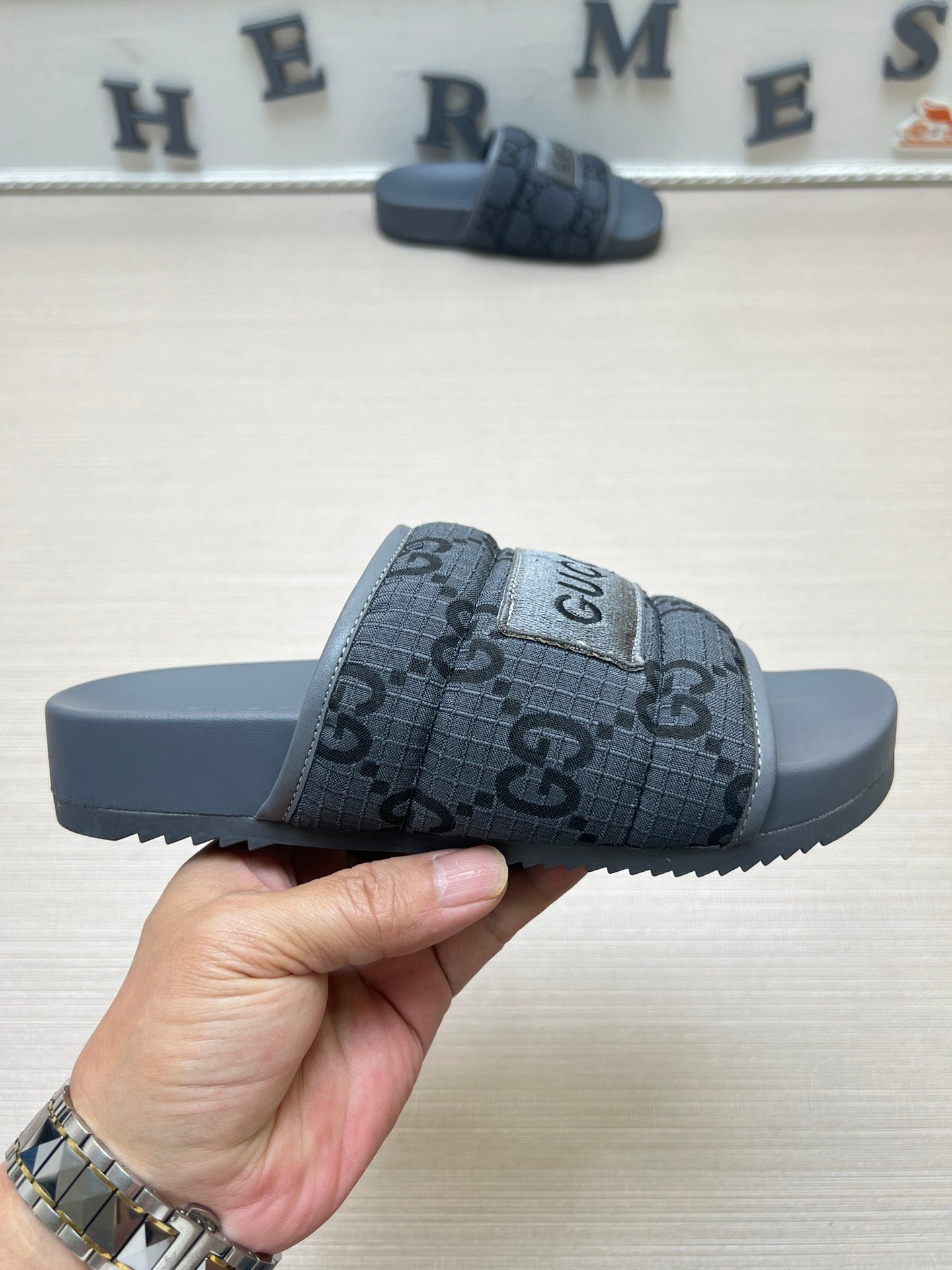 Z5ZB49 Popular slippers