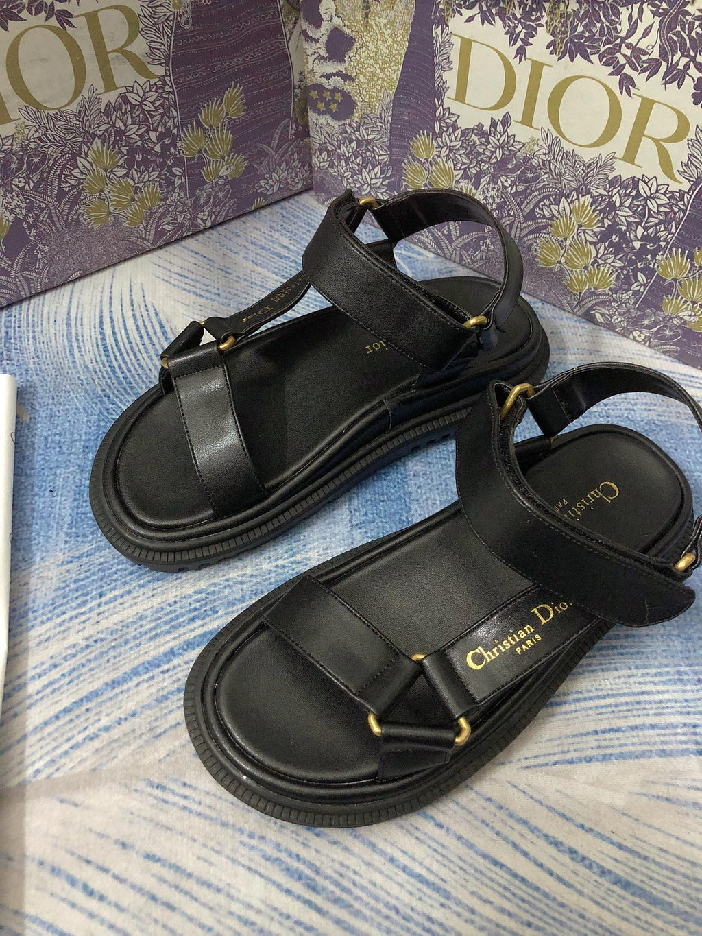 Z1ZD8 Popular sandals