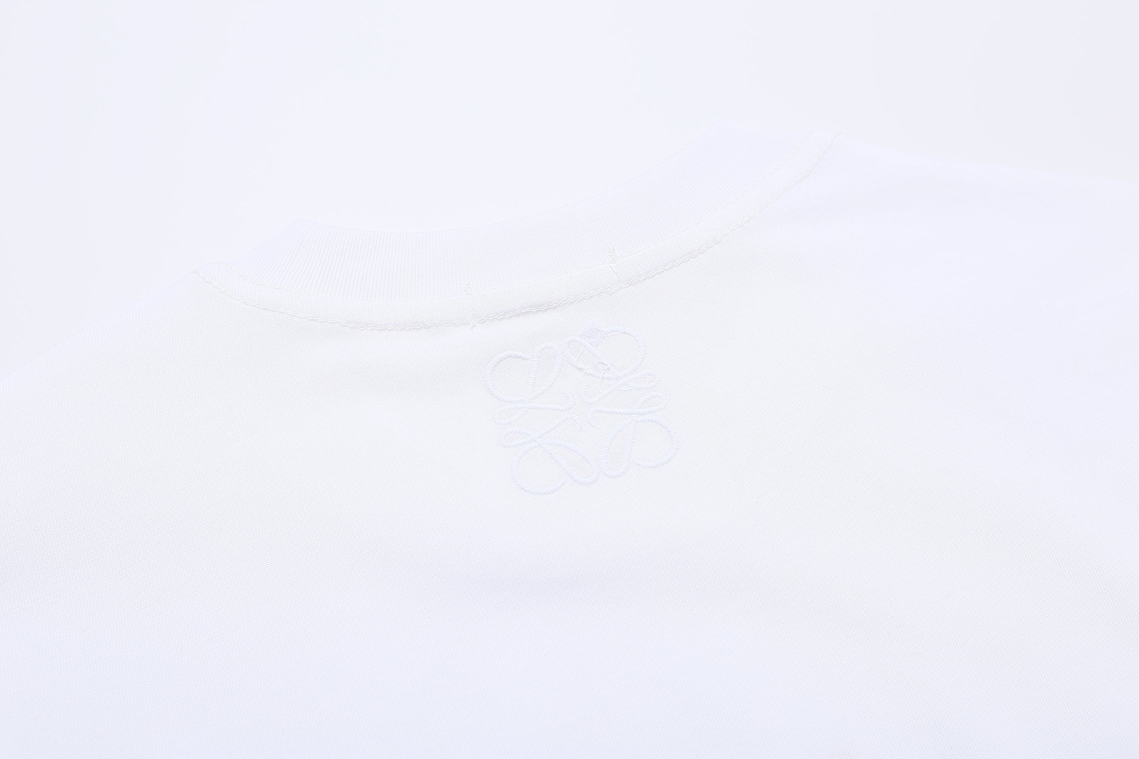 U1R45E196 Popular T-shirt