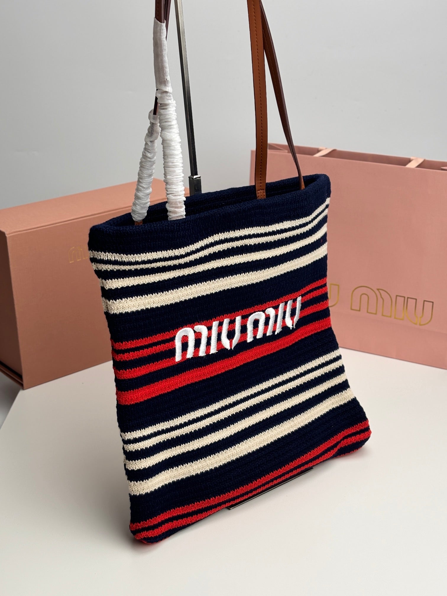 B1X104A77 Popular   Woven Bag
