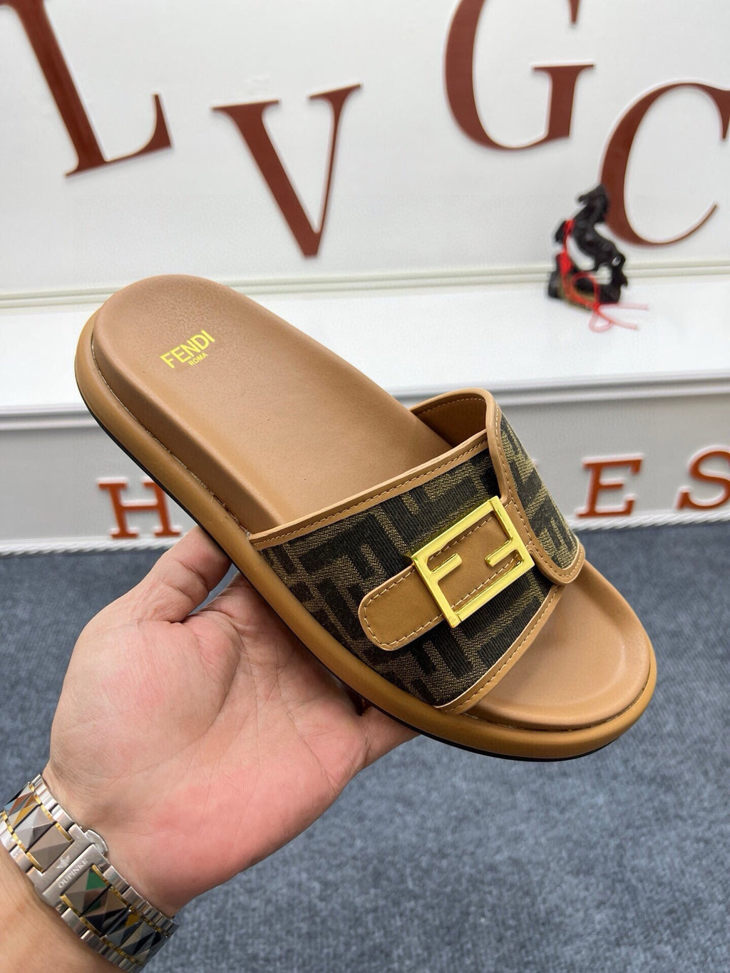Z5ZF37 Popular slippers