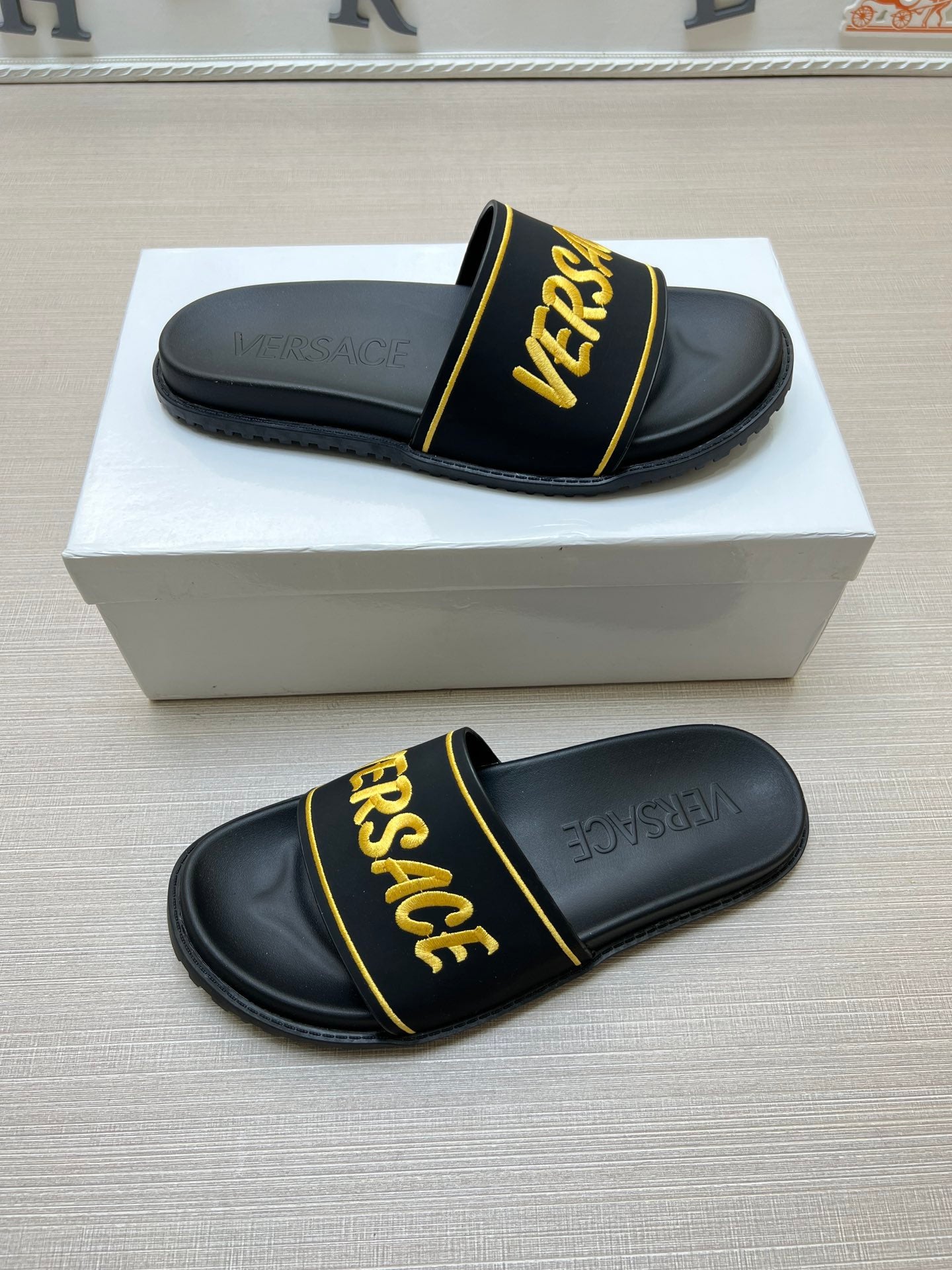Z5ZV54 Popular slippers