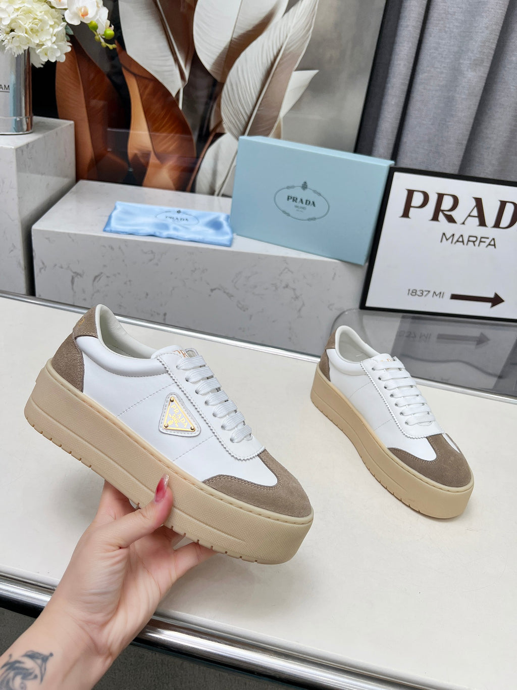 Z2Q95P110 Popular high-quality  shoes