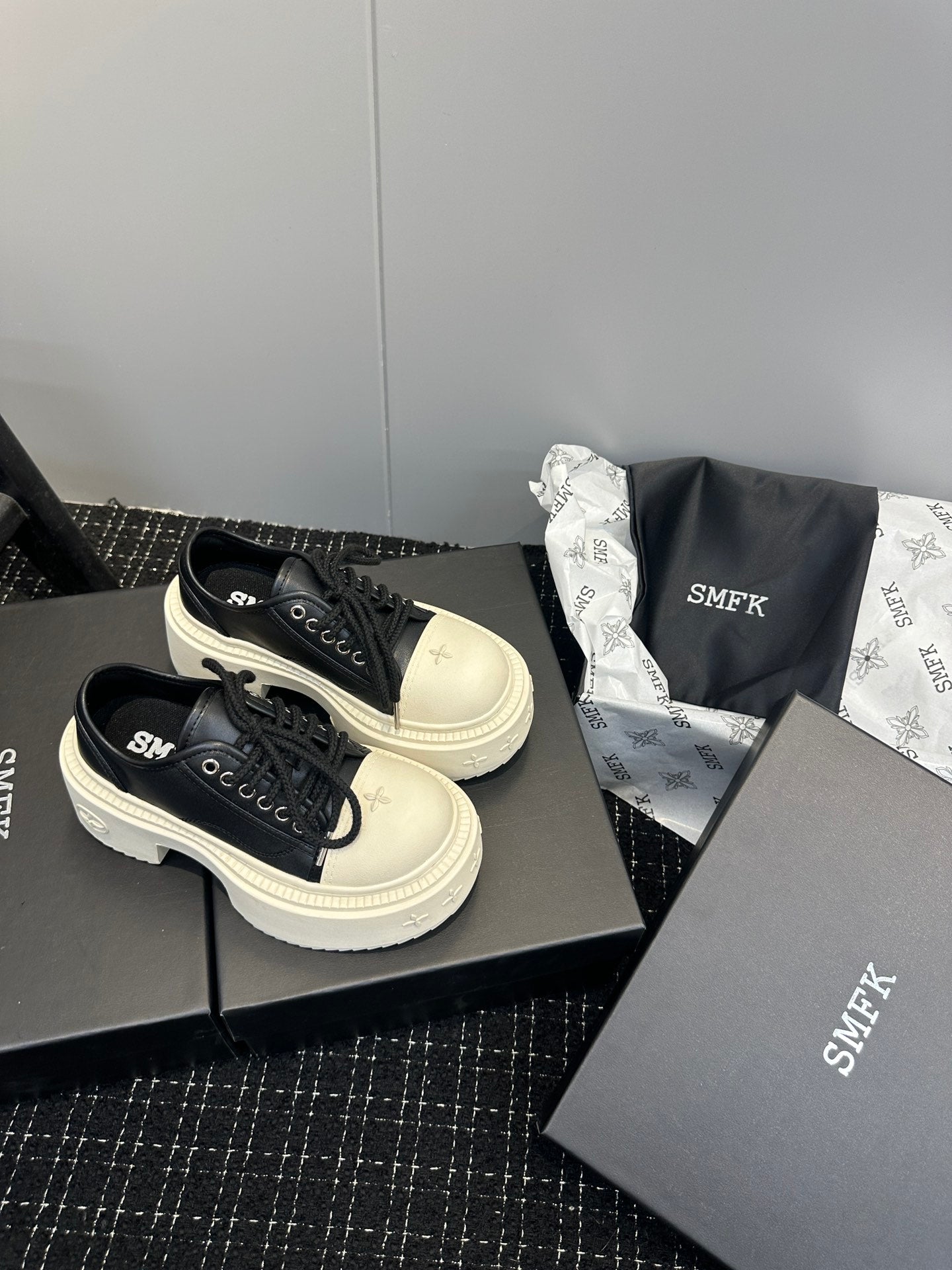 Z1Q105A343 Popular  Shoes