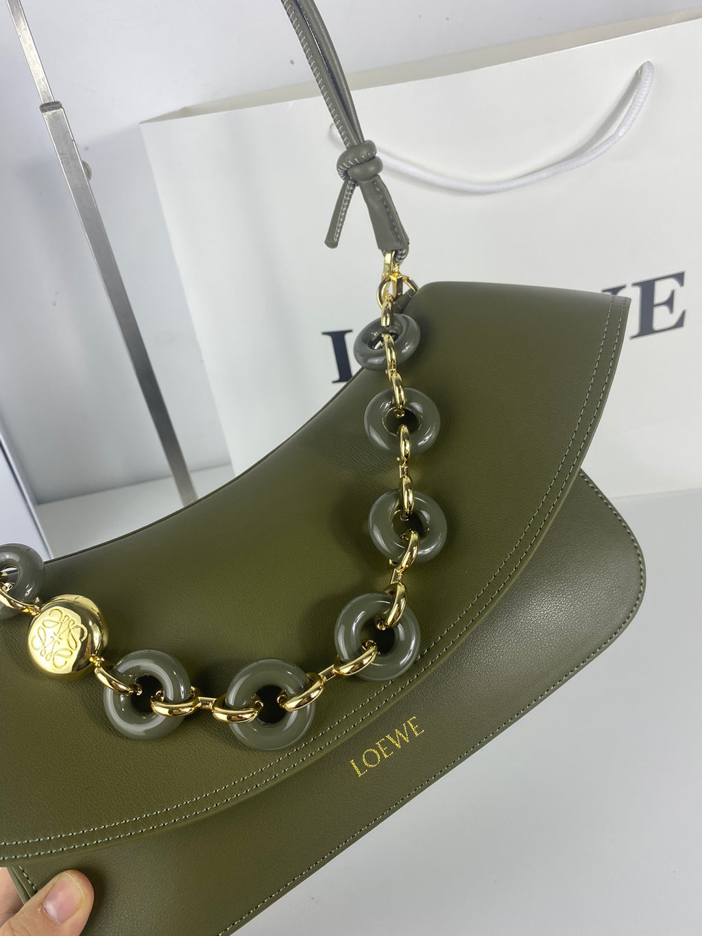 B1R66A11 Popular leather bag