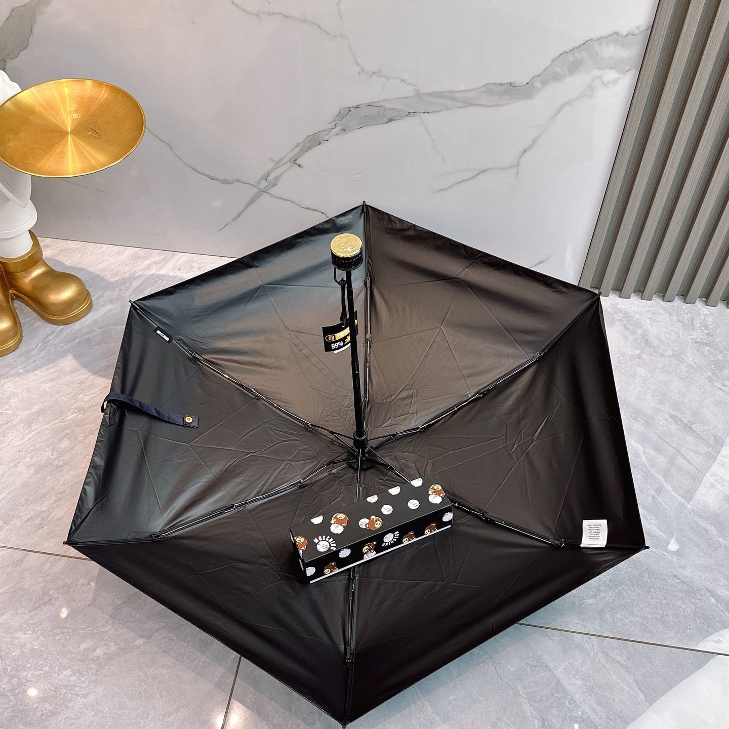 J1R85A35 Popular UV resistant umbrella