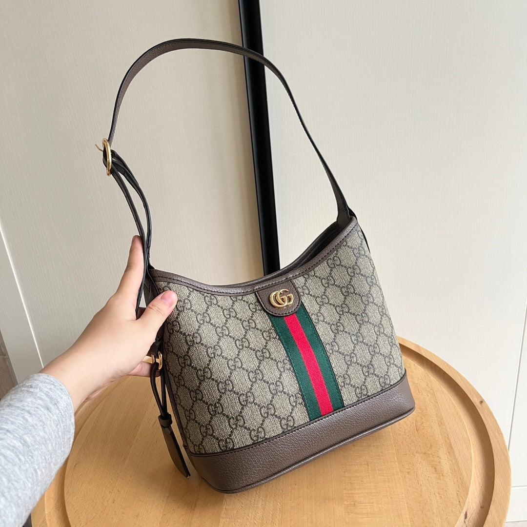 B12X44B266 Popular   leather bag 