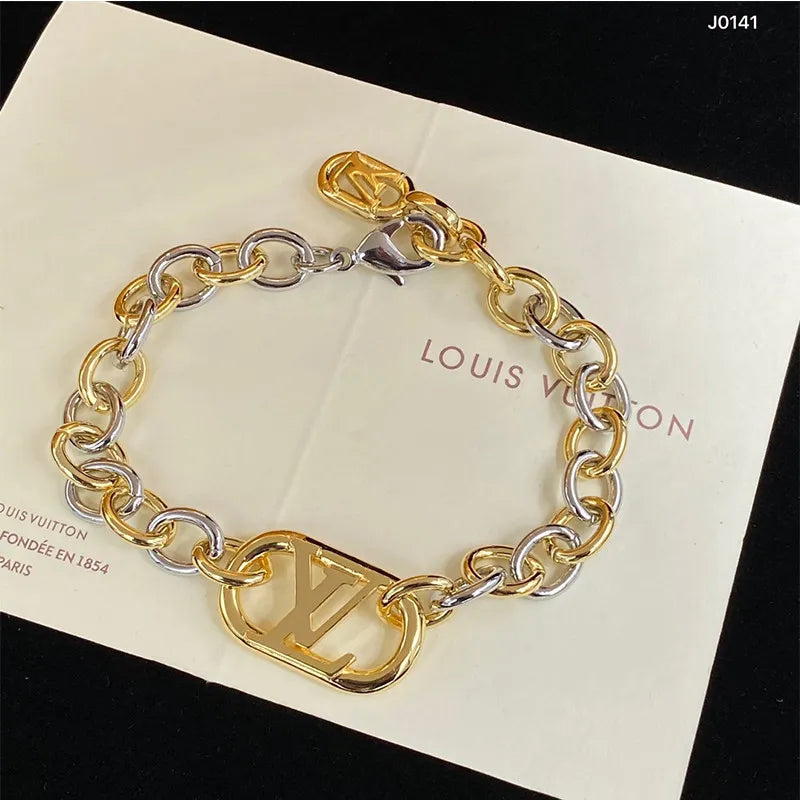 X1B22E534X  Popular Bracelets. Earrings. Necklaces