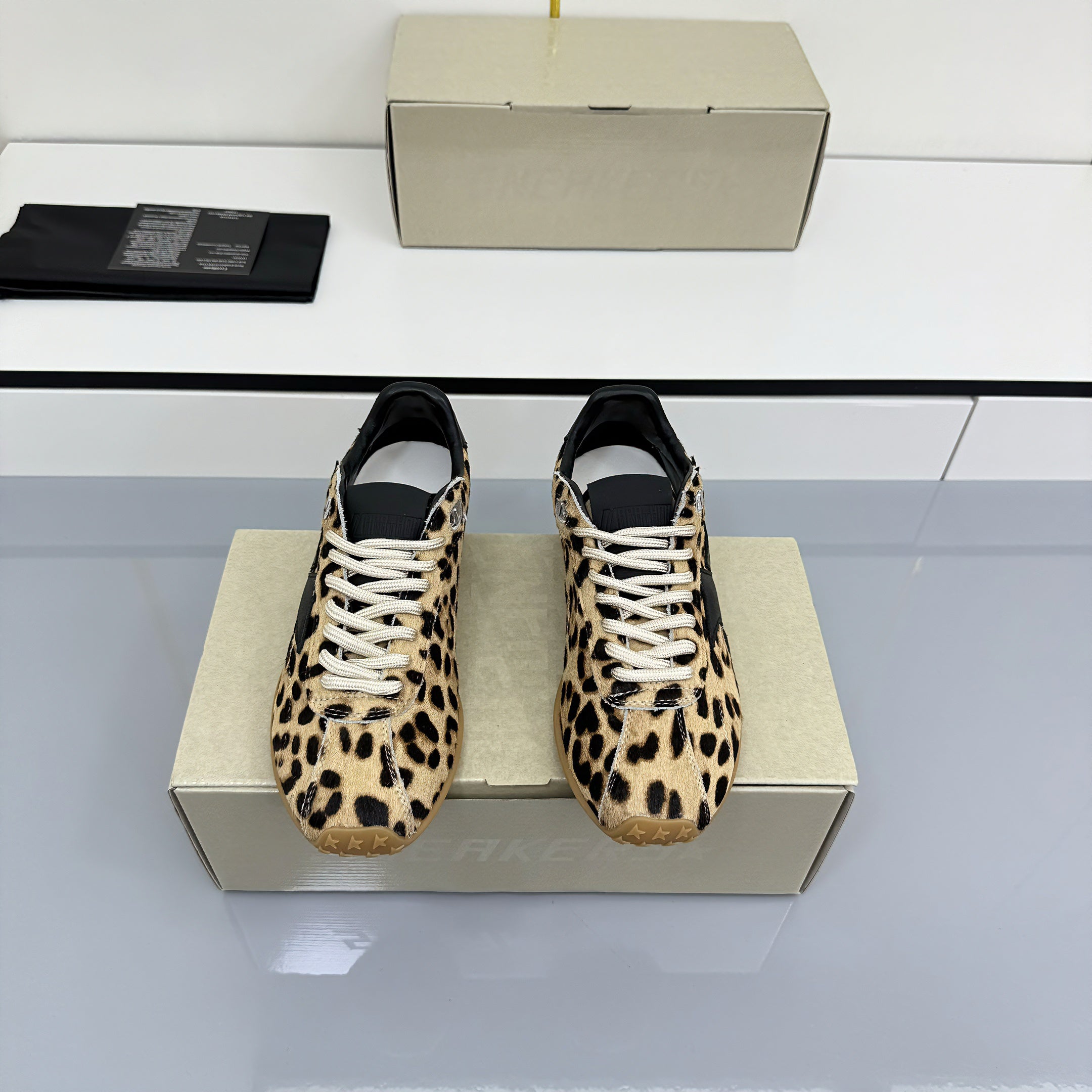 Z2Q105GE387 Popular high-quality Shoes