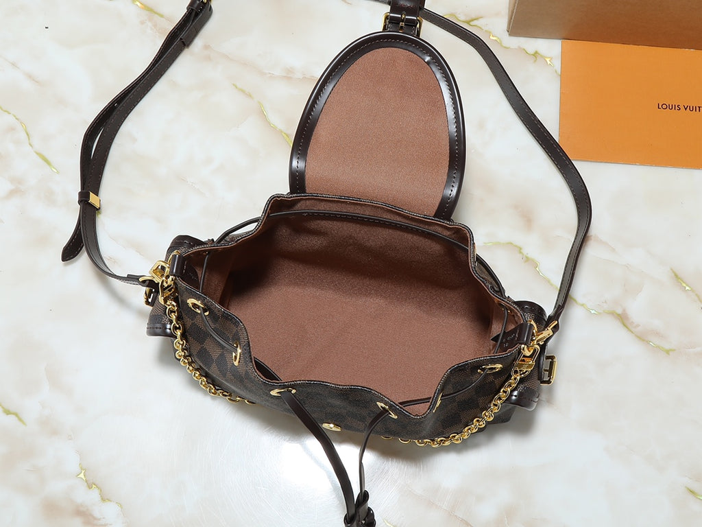 B1R15E18 Popular  leather bag