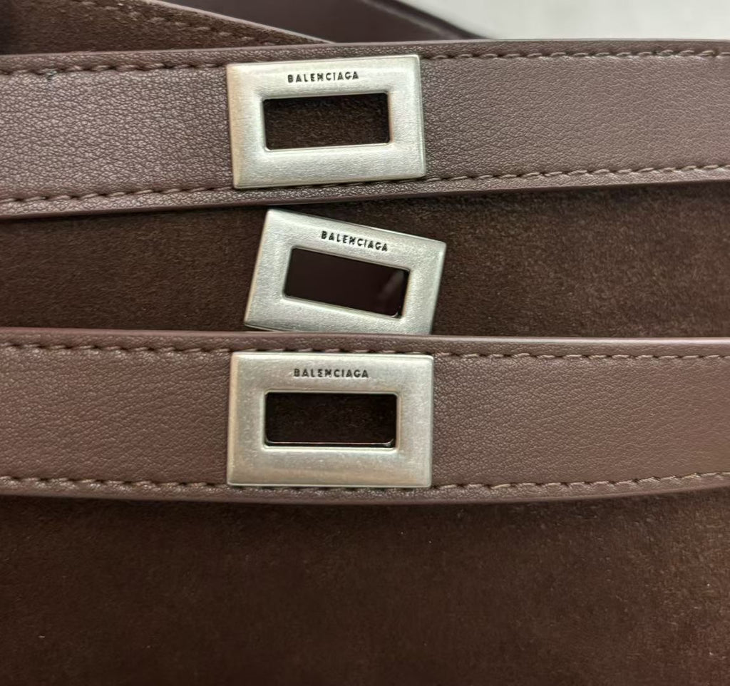 B1P36J121 Popular leather bag
