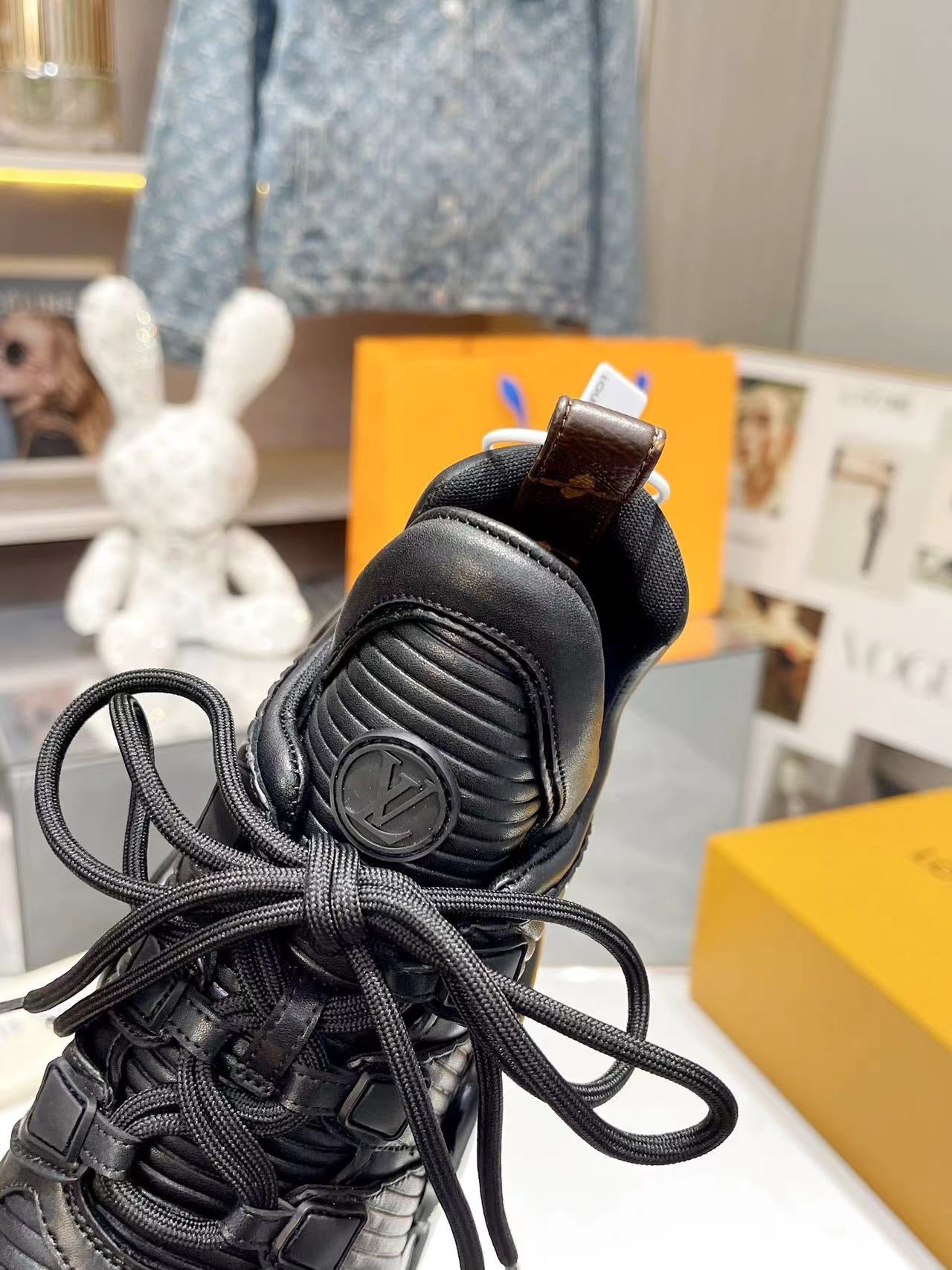 Z2Q95E180  Popular high-quality Shoes