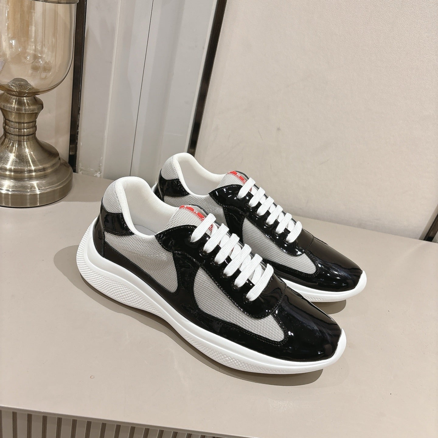 Z2Q95P12  Popular high-quality shoes