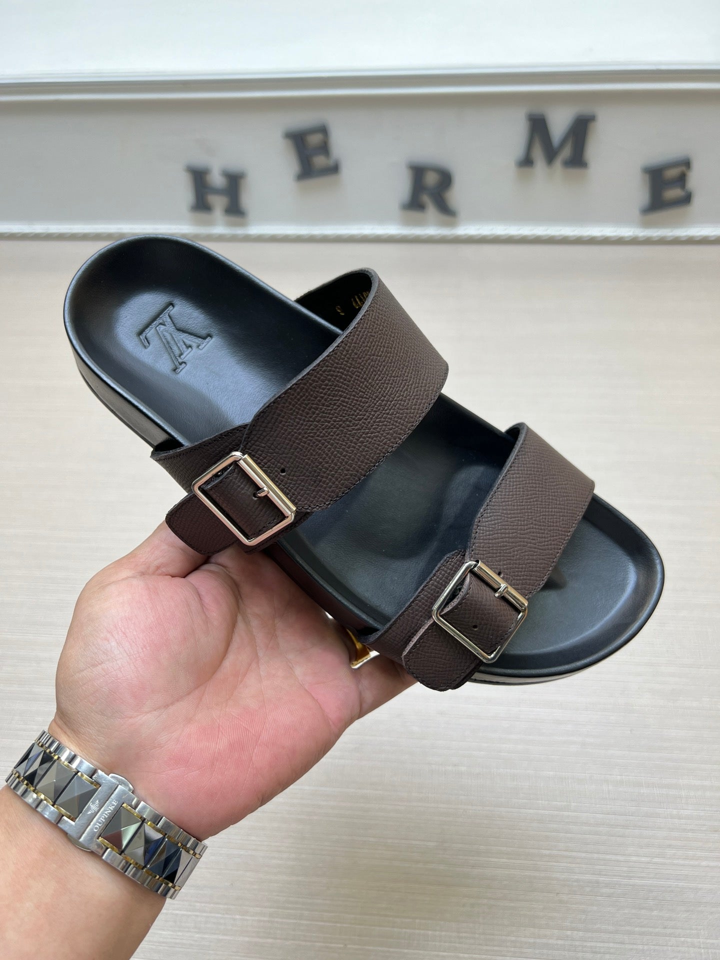 Z5ZE87 Popular slippers