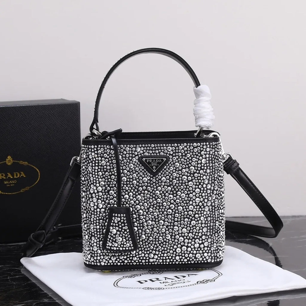 B12X44P265 Popular leather bag 
