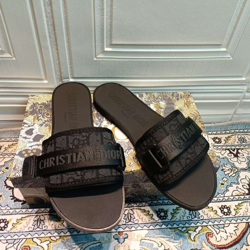 Z1ZD20 Popular Slippers
