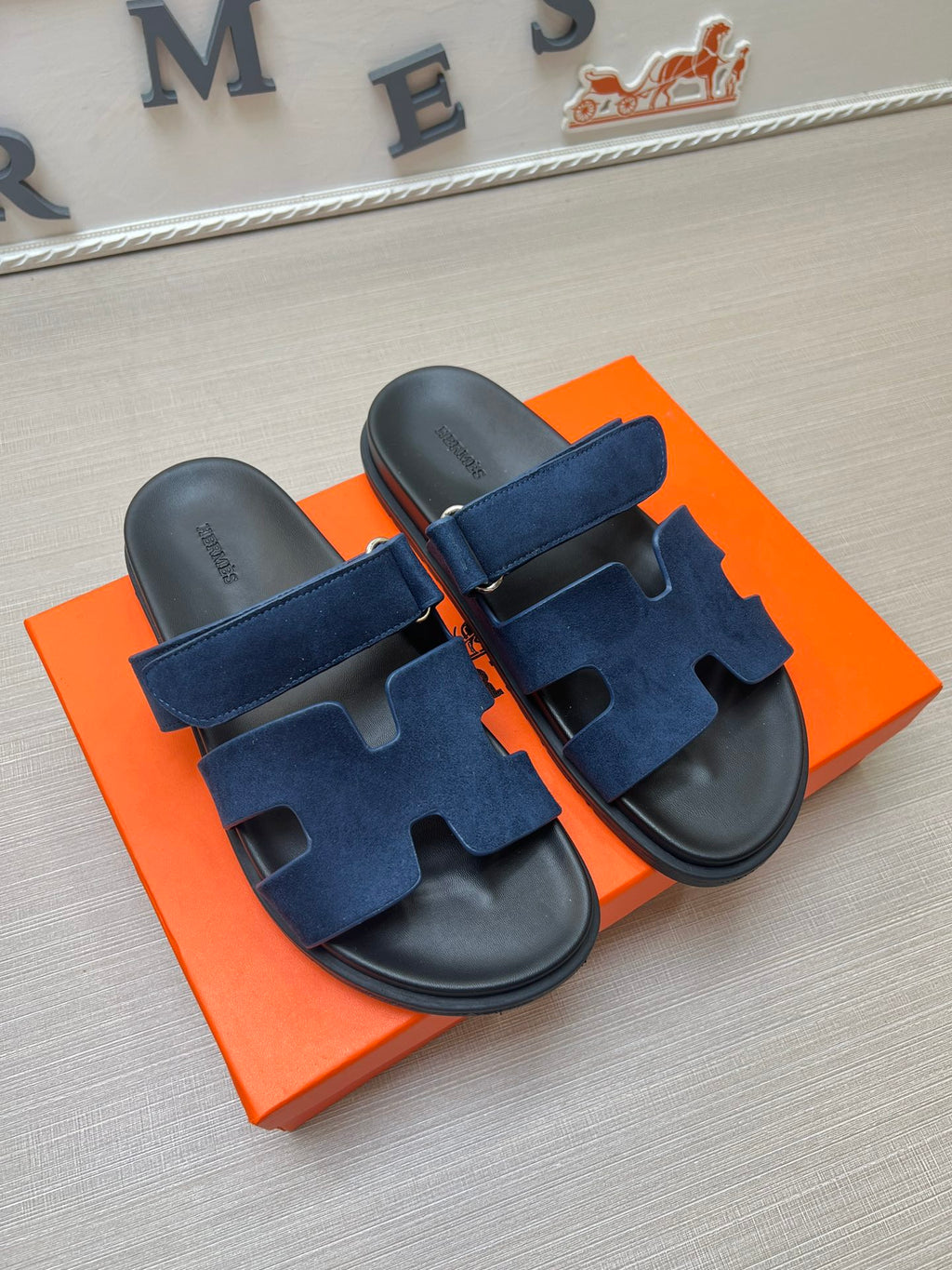 Z5R35H6  Popular Slippers shoes