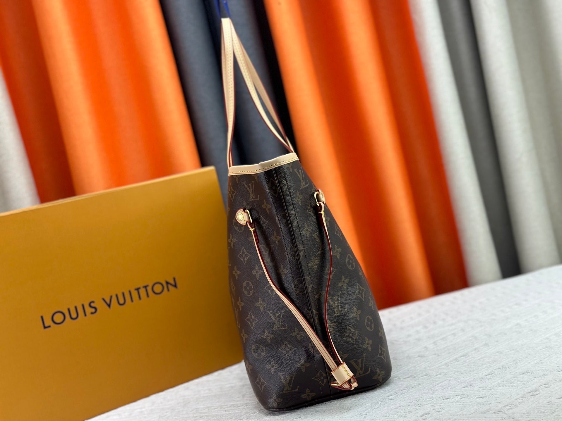 B1X55E15 Popular  leather bag