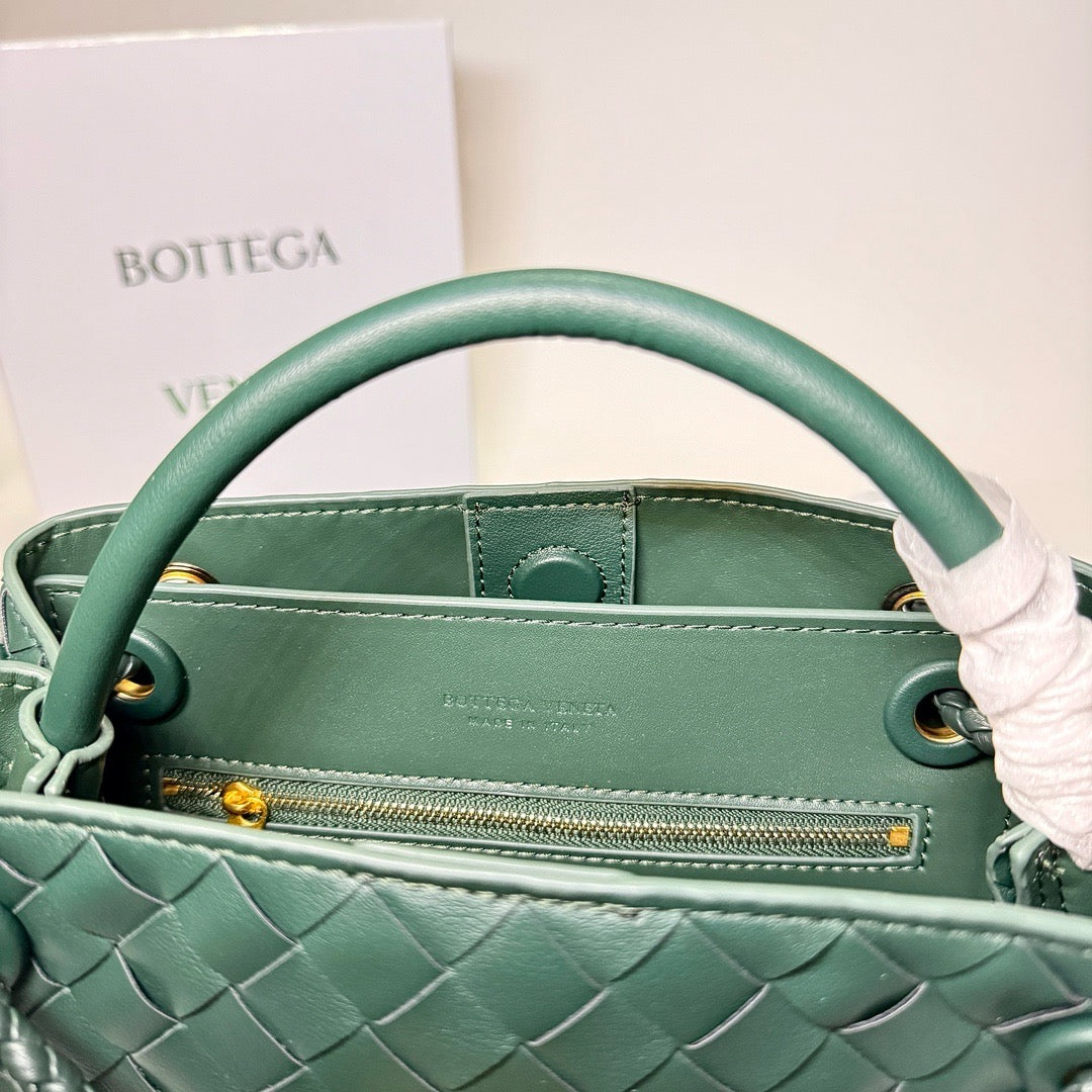 B1X66A35 Popular high-quality leather bag