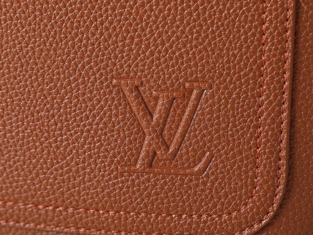 B1P46E41 Popular leather bag