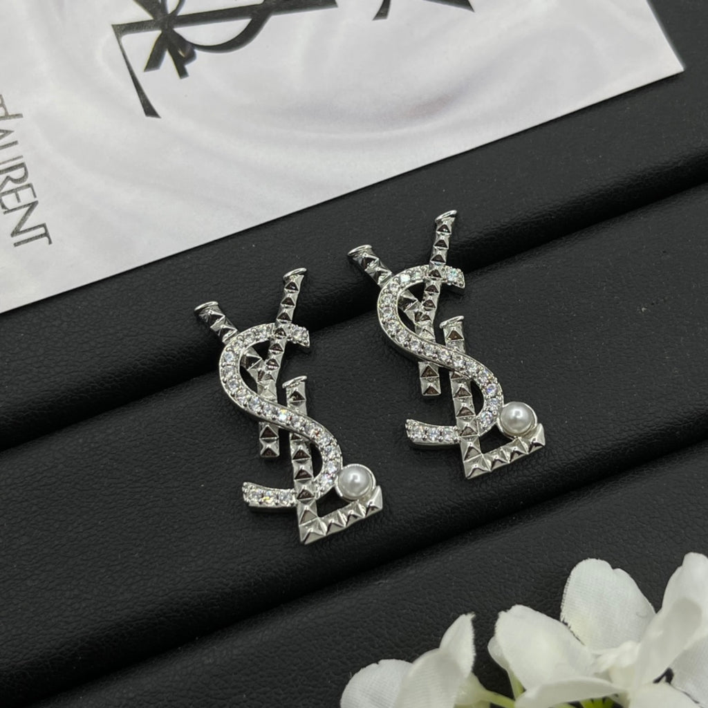 X1Y93SL464E Popular  Earrings