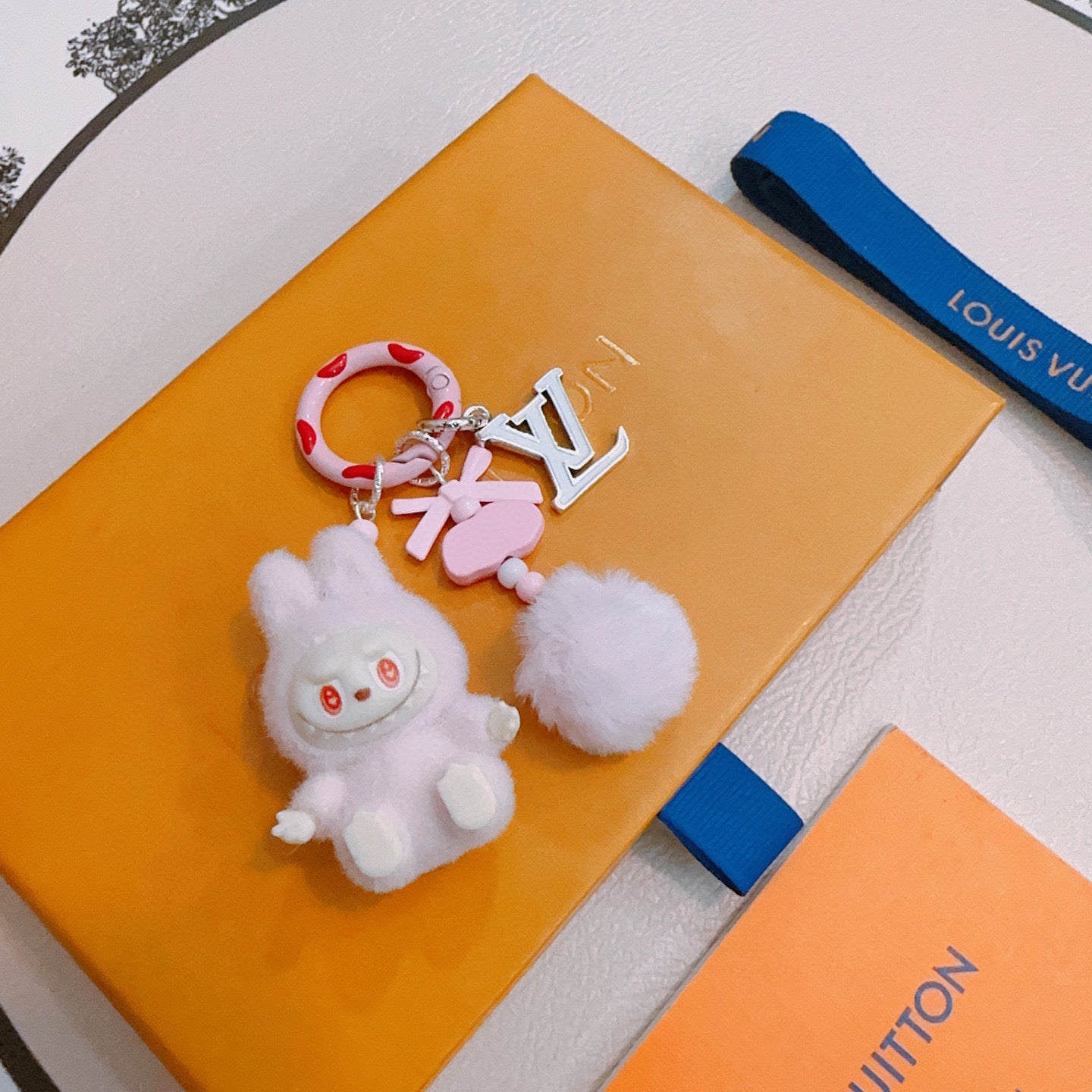 A1Z105E84 Popular bag 's charms accessories
