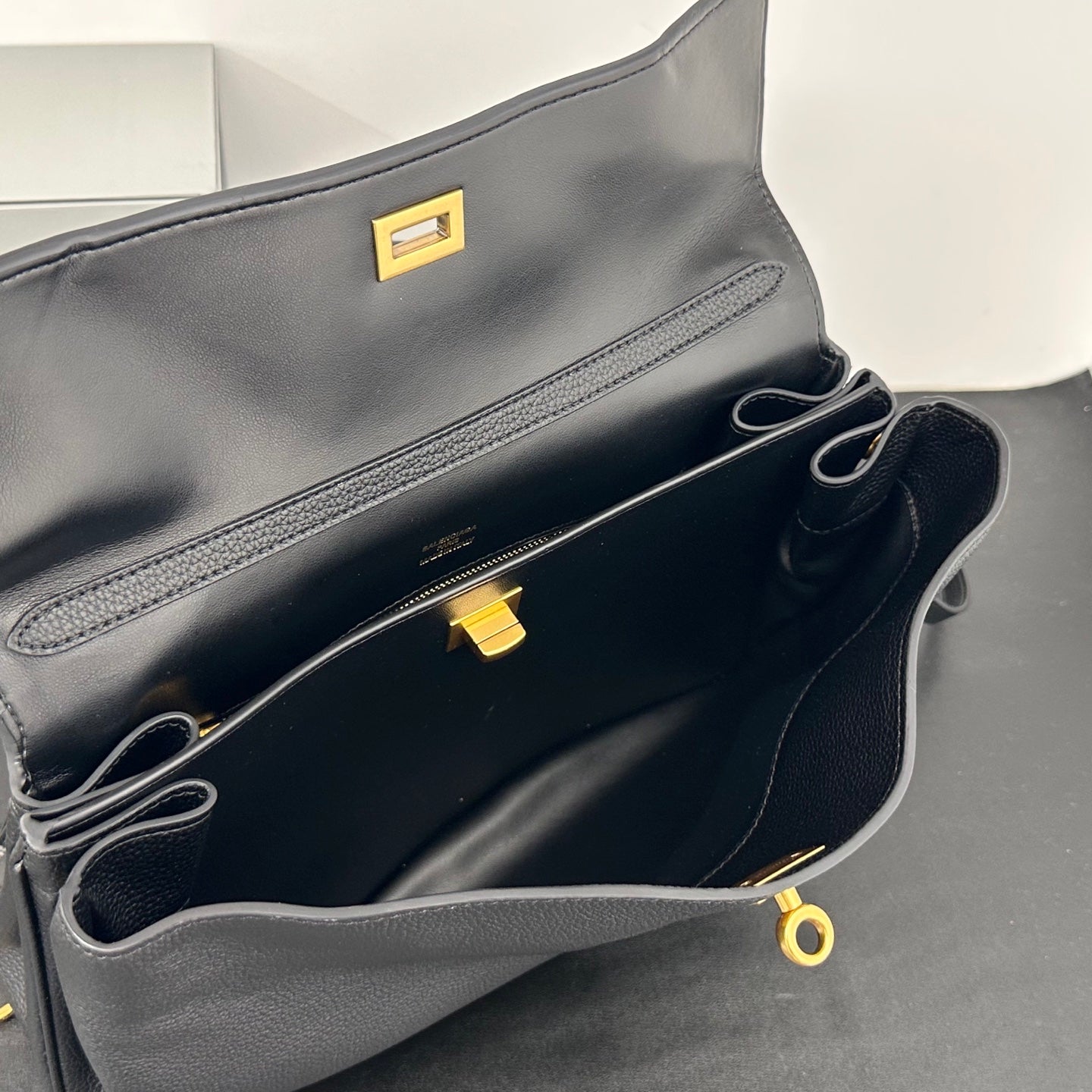 B1X15J4 Popular  leather bag