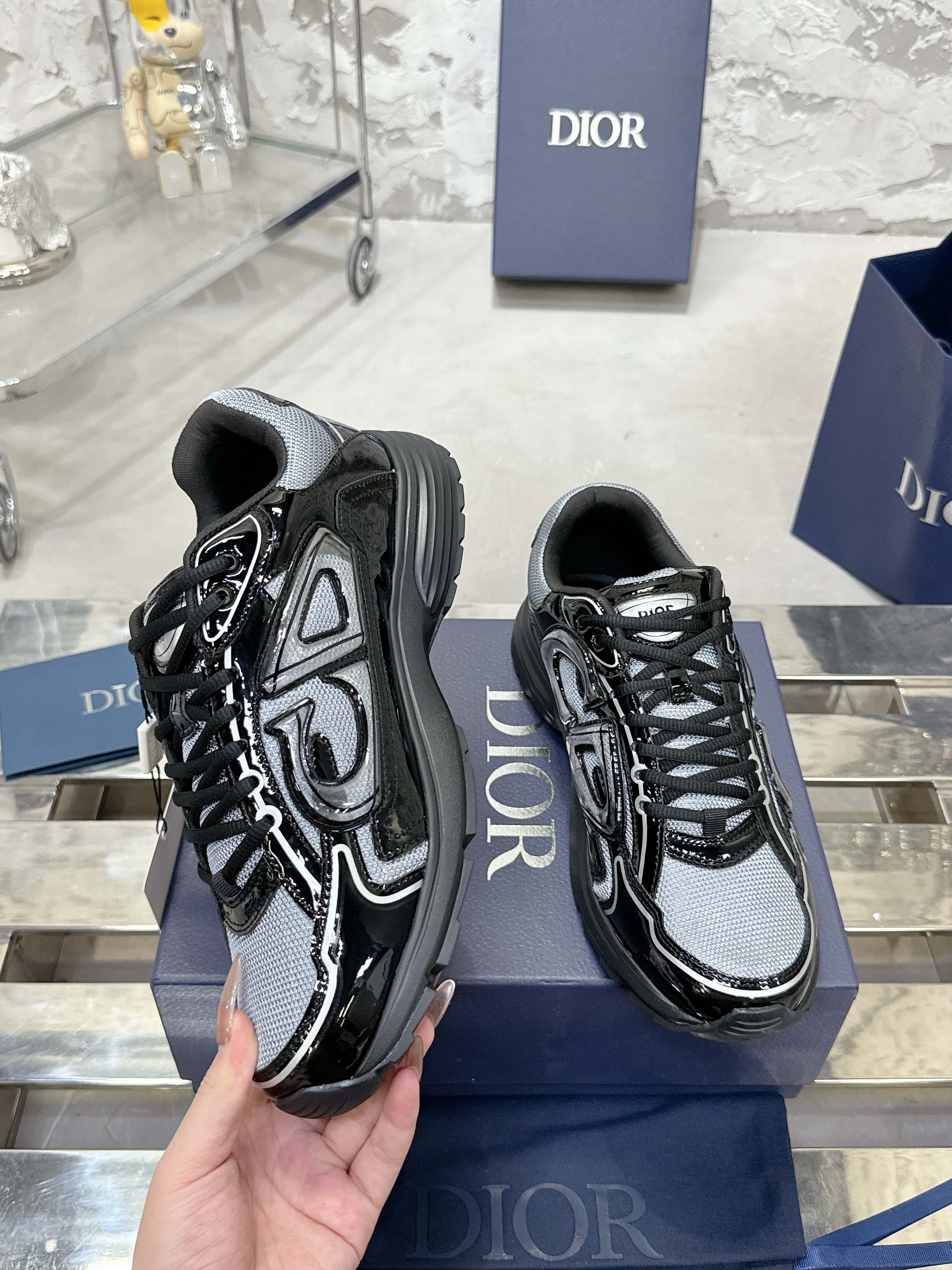 Z2R45D2 Popular high-quality shoes